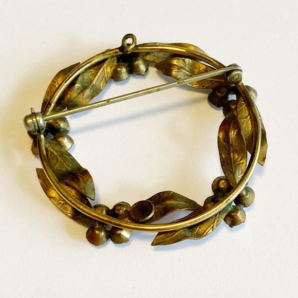 Vintage 12K Gold Filled Floral Wreath Brooch with Clear Rhinestones - Picture 2 of 5